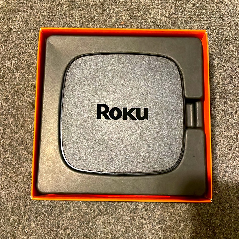 ROKU Premiere 4K Ultra HD - Picture 2 of 4